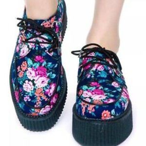 T.U.K. Navy Floral MONDO Creepers, New w/o Box